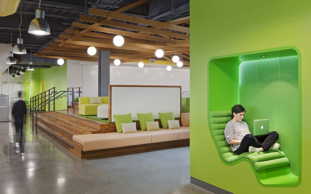 The Benefits of Open, Collaborative Office Layouts: Boosting Productivity and Innovation